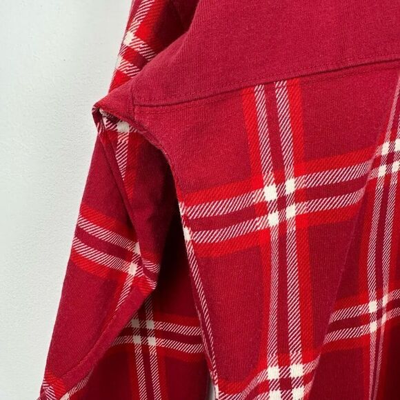 Disney Parks Spirit Jersey Women’s Mickey Mouse Season Greetings Festive Red - Picture 8 of 16